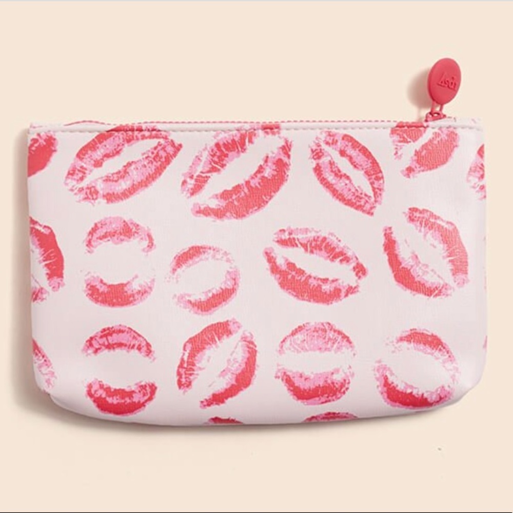 ✨Buy1 Get1✨ Cosmetic Bag 💄